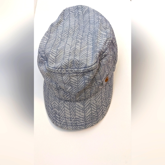 Carhartt Hendrie Military Cap for Ladies Fast Dry Carhartt Force Adjustable Fit - Picture 2 of 6